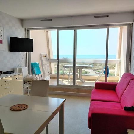 Appartement Vue Mer 4 Personnes Les Bains Exterior photo